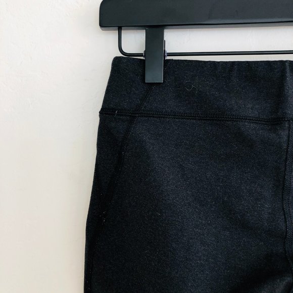 Lucy Black 3/4 Lotus Collection Pants - Picture 3 of 8